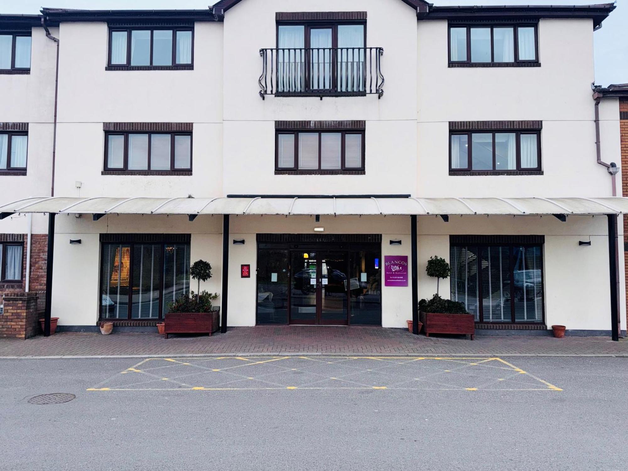 Blanco'S Hotel Port Talbot Kültér fotó
